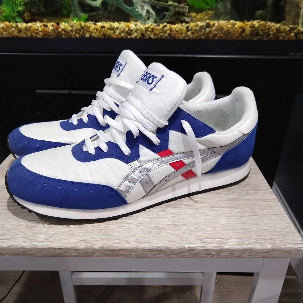 Asics runners